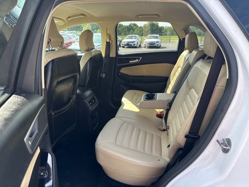 Used 2016 Ford Edge SEL w/ Equipment Group 201A AWD/4WD image 10