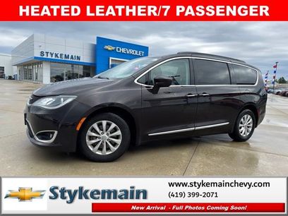 Used 2017 Chrysler Pacifica Touring-L