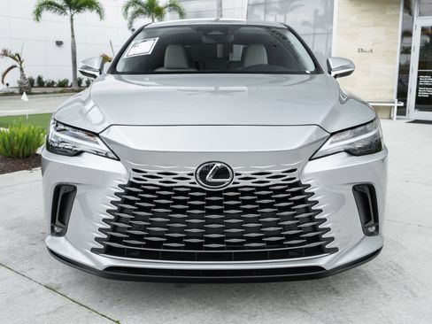 Used 2024 Lexus RX 350 FWD w/ Technology Package image 4