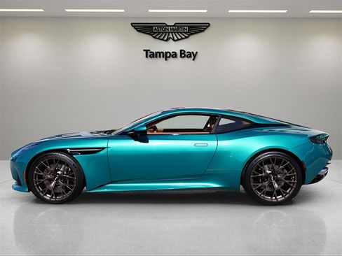 Used 2025 Aston Martin DB12 Coupe image 2