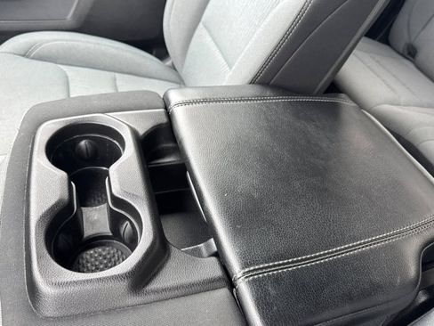 Used 2022 RAM 1500 Big Horn image 31