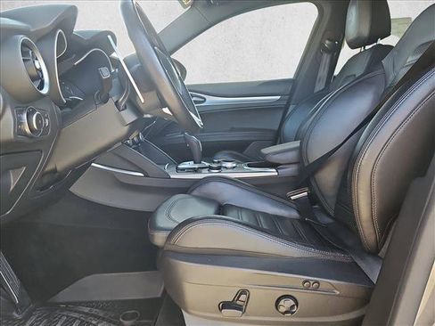 Used 2020 Alfa Romeo Stelvio Ti Sport image 17