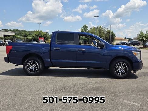 Used 2023 Nissan Titan SV RWD image 6