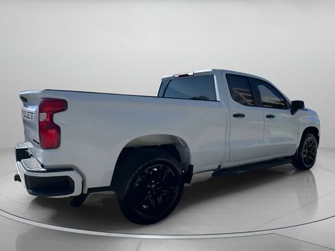 Used 2025 Chevrolet Silverado 1500 Custom w/ Turbomax Blackout Package image 27