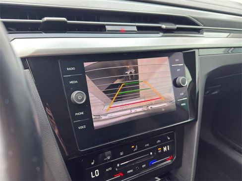 Used 2021 Volkswagen Arteon SE w/ Arteon MDO Package image 19