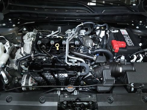 Certified 2025 Nissan Altima 2.5 SV FWD image 34