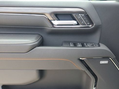 New 2026 GMC Sierra 2500 AT4 w/ AT4 Premium Plus Package AWD/4WD image 18