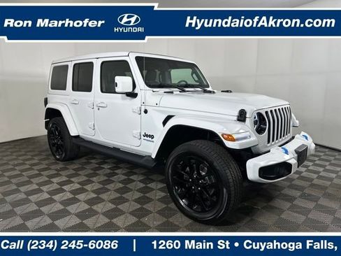 Used 2021 Jeep Wrangler Unlimited Sahara image 1