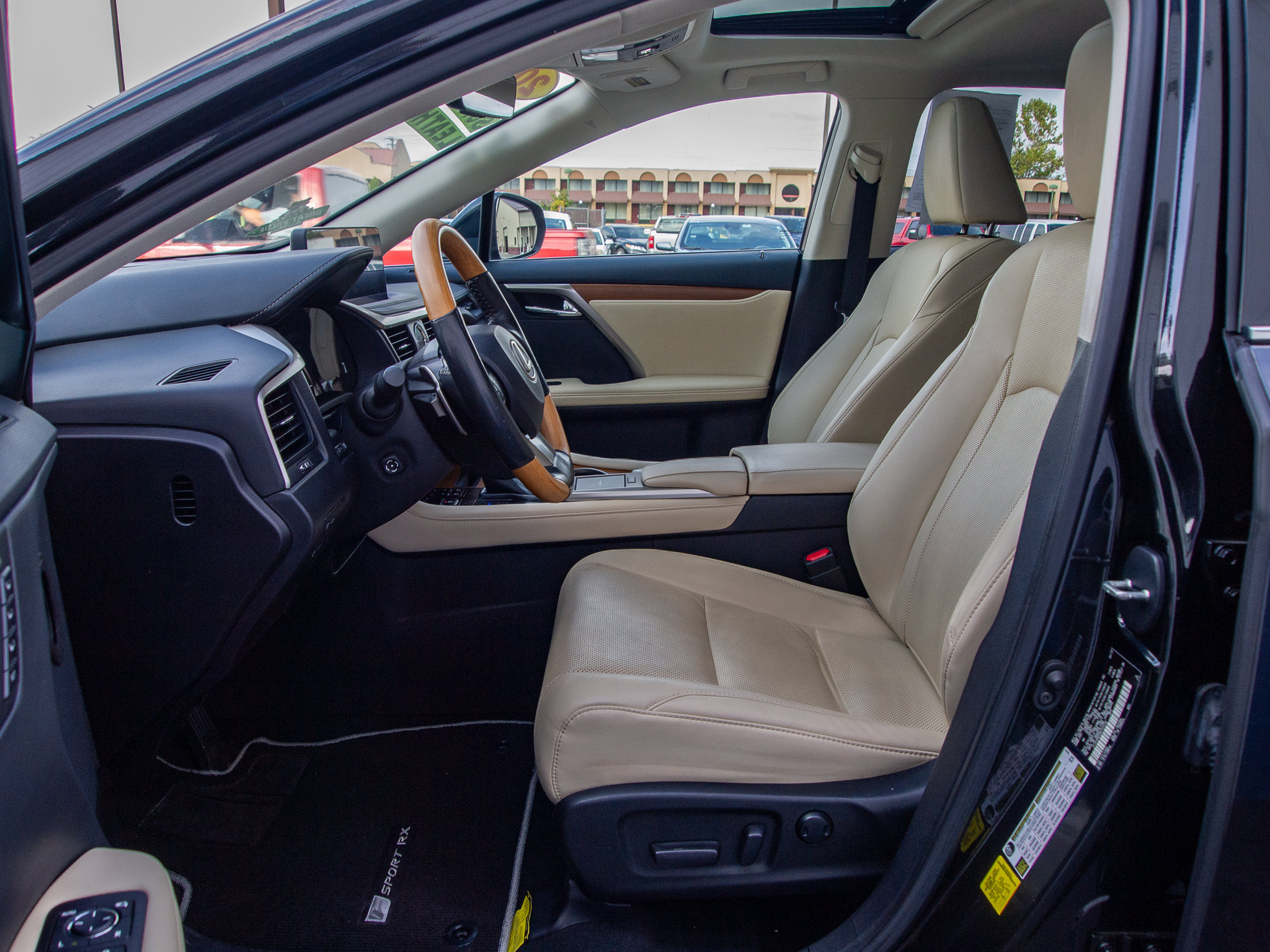 Used 2022 Lexus RX 350 FWD w/ Premium Package image 13