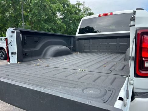 Used 2025 RAM 2500 Big Horn AWD/4WD image 11