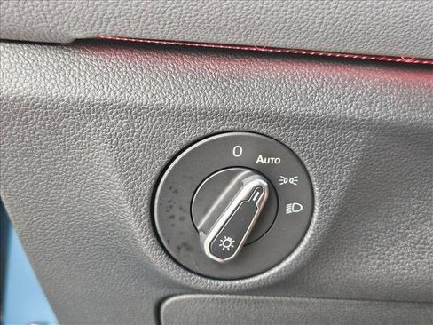 Used 2026 Volkswagen Jetta GLI Autobahn FWD image 8