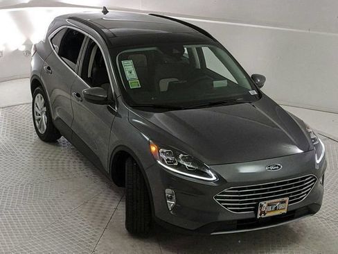 Used 2021 Ford Escape Titanium w/ Titanium Elite Package AWD/4WD image 34
