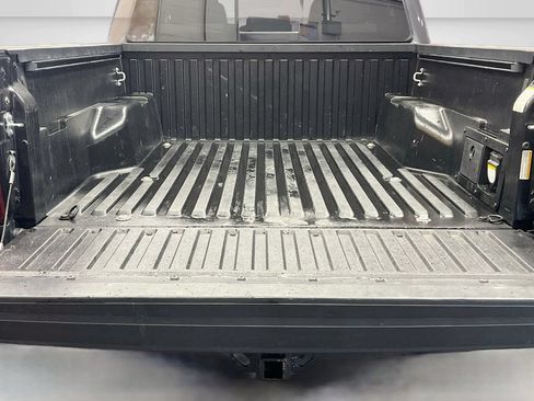 Used 2022 Toyota Tacoma TRD Off-Road AWD/4WD image 23