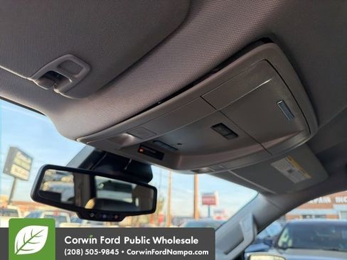 Used 2014 GMC Sierra 1500 SLT w/ Driver Alert Package image 19