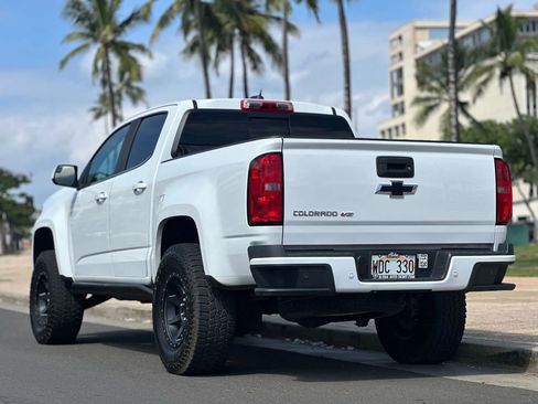 Used 2020 Chevrolet Colorado LT w/ Safety Package image 3