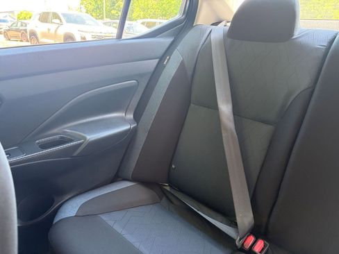 Used 2025 Nissan Versa SV FWD image 37