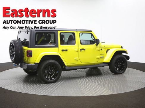 Used 2023 Jeep Wrangler Unlimited Sahara AWD/4WD image 42