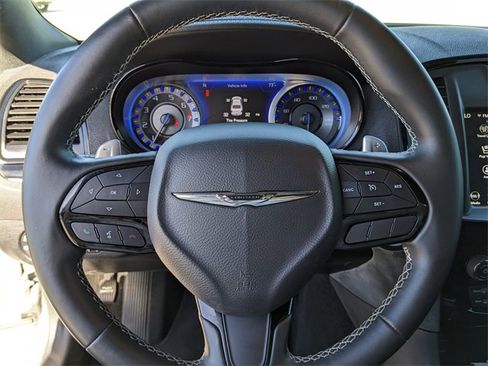 Used 2020 Chrysler 300 S w/ 300S Premium Group image 33