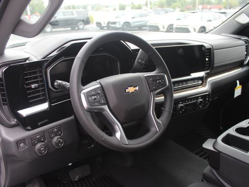 New 2026 Chevrolet Silverado 1500 LT AWD/4WD image 10