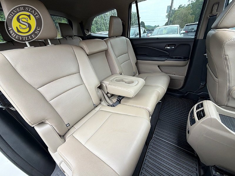 Used 2016 Honda Pilot Touring image 18
