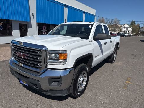 Used 2018 GMC Sierra 2500 4x4 Double Cab w/ Sierra Convenience Package image 2