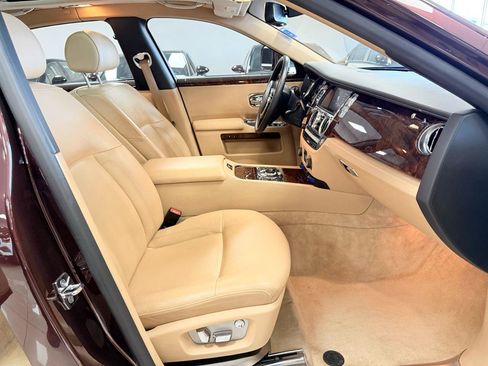 Used 2011 Rolls-Royce Ghost RWD image 20
