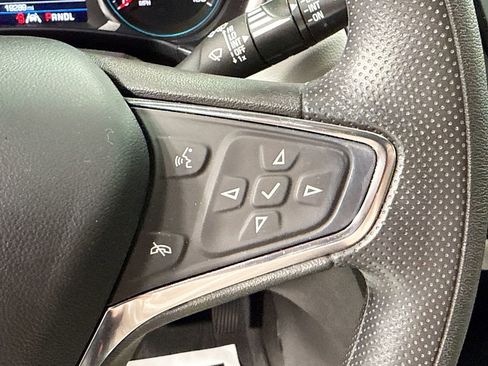 Used 2023 Chevrolet Equinox LT image 34