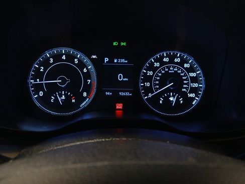 Used 2021 Hyundai Venue SEL FWD image 20