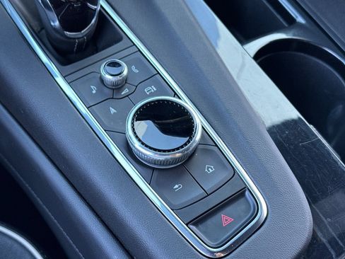 Certified 2024 Cadillac Escalade Sport image 29