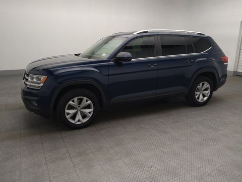 Used 2018 Volkswagen Atlas SE image 2