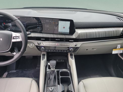 New 2025 Kia Telluride EX w/ EX Captain's Chair Package image 14