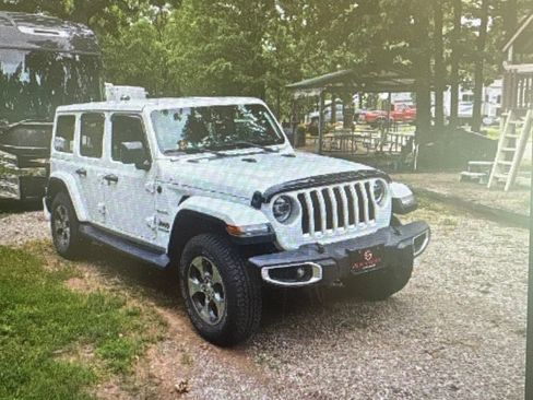 Certified 2019 Jeep Wrangler Unlimited Sahara AWD/4WD image 1