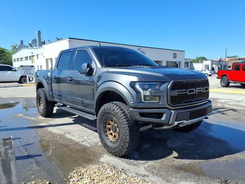 Used 2020 Ford F150 Raptor w/ Equipment Group 802A Luxury AWD/4WD image 2
