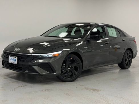 Certified 2026 Hyundai Elantra Sport image 1