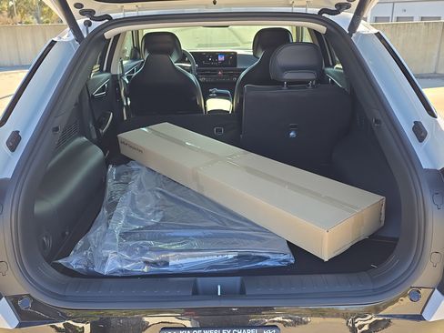 New 2025 Kia EV6 Wind image 12