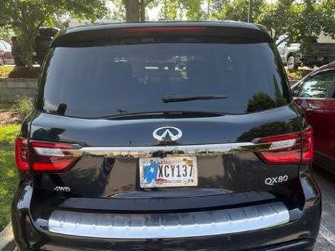 Certified 2023 INFINITI QX80 Premium Select w/ All-Season Package AWD/4WD image 3