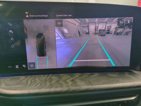 Used 2025 Audi Q5 Premium Plus w/ Premium Plus image 26