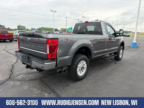 Used 2022 Ford F250 XLT w/ XLT Value Package AWD/4WD image 5