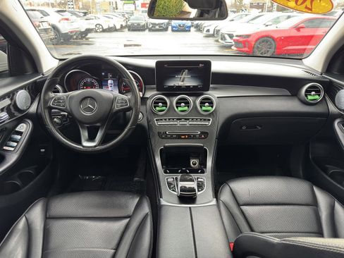 Used 2018 Mercedes-Benz GLC 300 4MATIC Coupe image 29