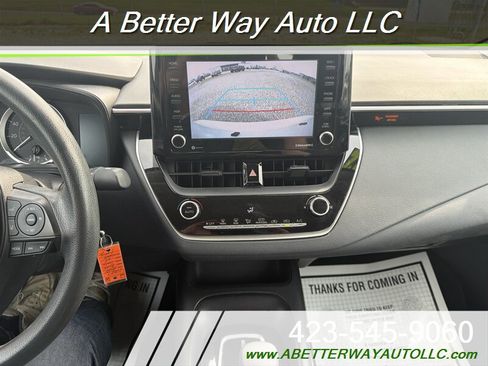 Used 2022 Toyota Corolla LE w/ Carpet Mat Package (TMS) FWD image 11