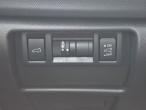 Certified 2025 Subaru Forester Premium AWD/4WD image 24