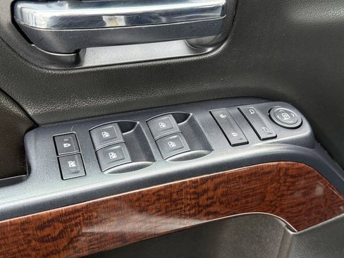 Used 2017 GMC Sierra 2500 SLE image 16