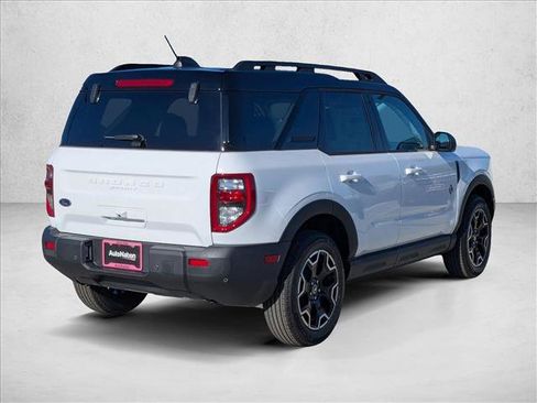 New 2025 Ford Bronco Sport Outer Banks image 2