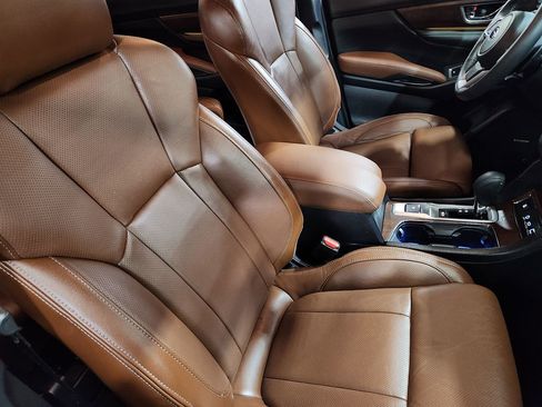 Used 2023 Subaru Ascent Touring image 32