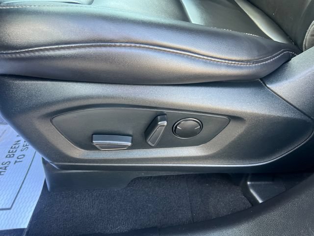 Used 2023 Ford Explorer XLT w/ Equipment Group 202A AWD/4WD image 12