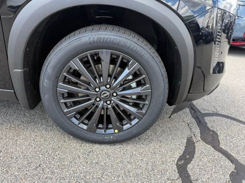 New 2026 Nissan Pathfinder SL image 11