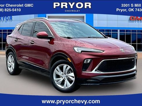 Used 2025 Buick Encore GX Sport Touring FWD image 1