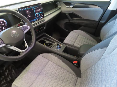 New 2025 Volkswagen Tiguan S image 22