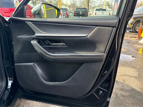 Used 2025 MAZDA CX-90 3.3 Turbo w/ Preferred Package image 19