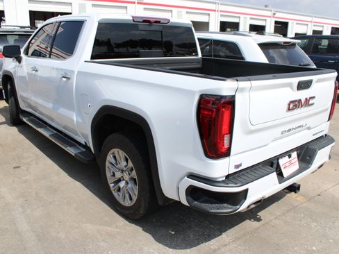 Used 2024 GMC Sierra 1500 Denali AWD/4WD image 5